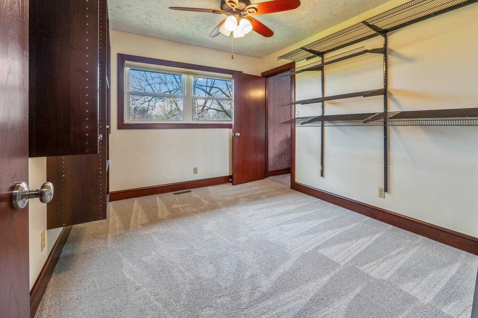 15878 Old Orchard Road, Bloomington, IL 61705