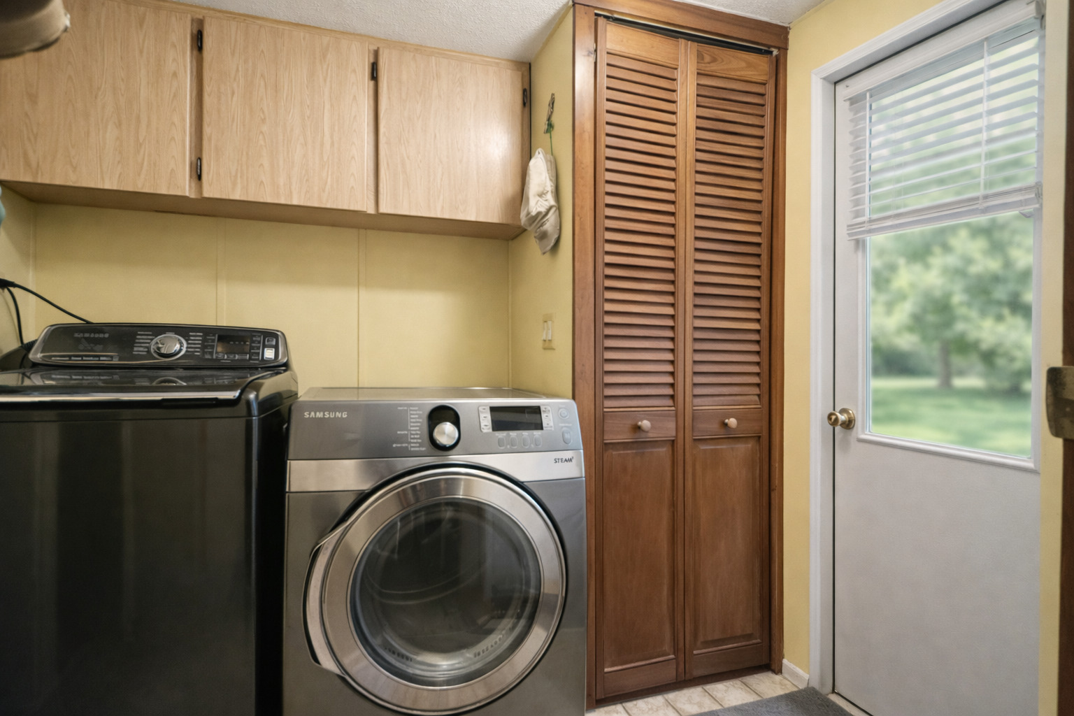 31 Poplar Drive, Sandwich, IL 60548