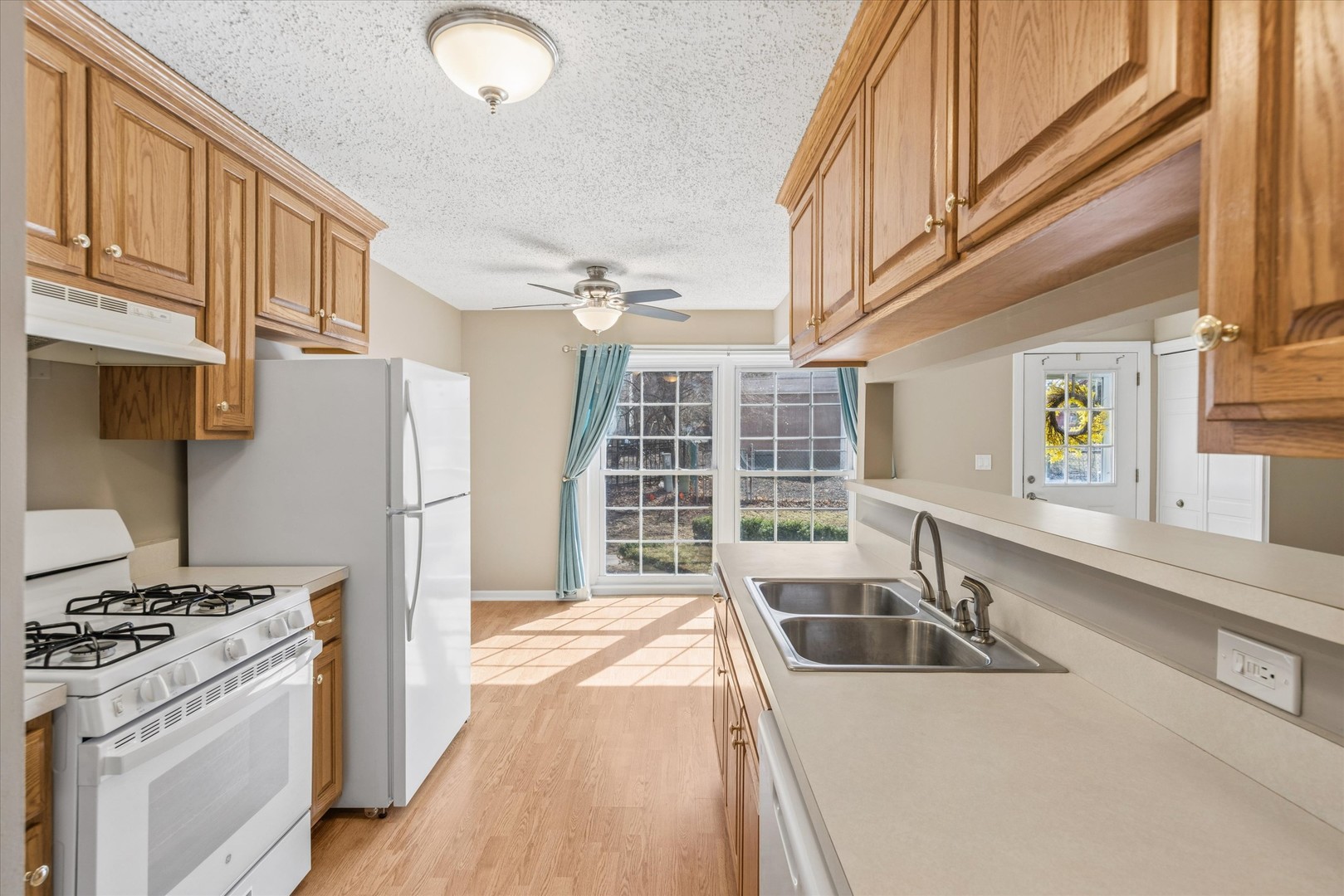 1180 Mount Vernon Court #C, Wheaton, IL 60189