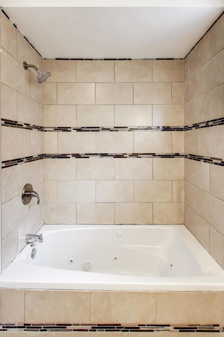 431 W 98th Street, Chicago, IL 60628