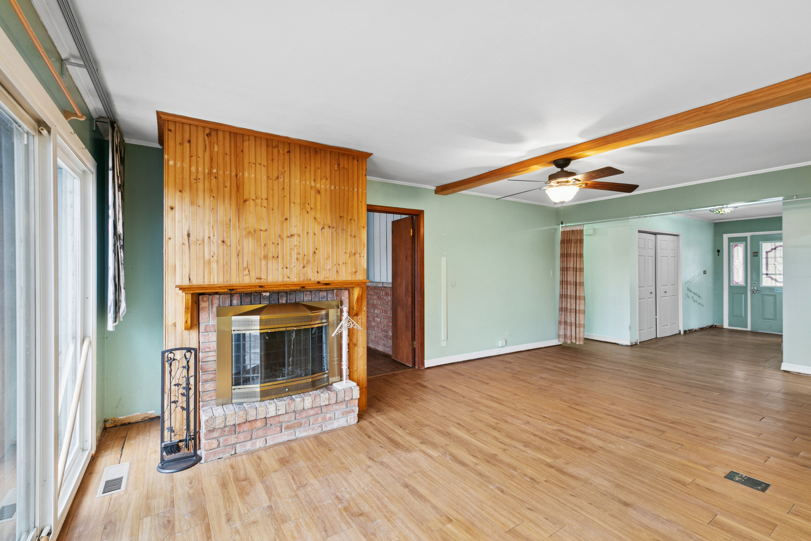 28 W Rocket Circle, Park Forest, IL 60466