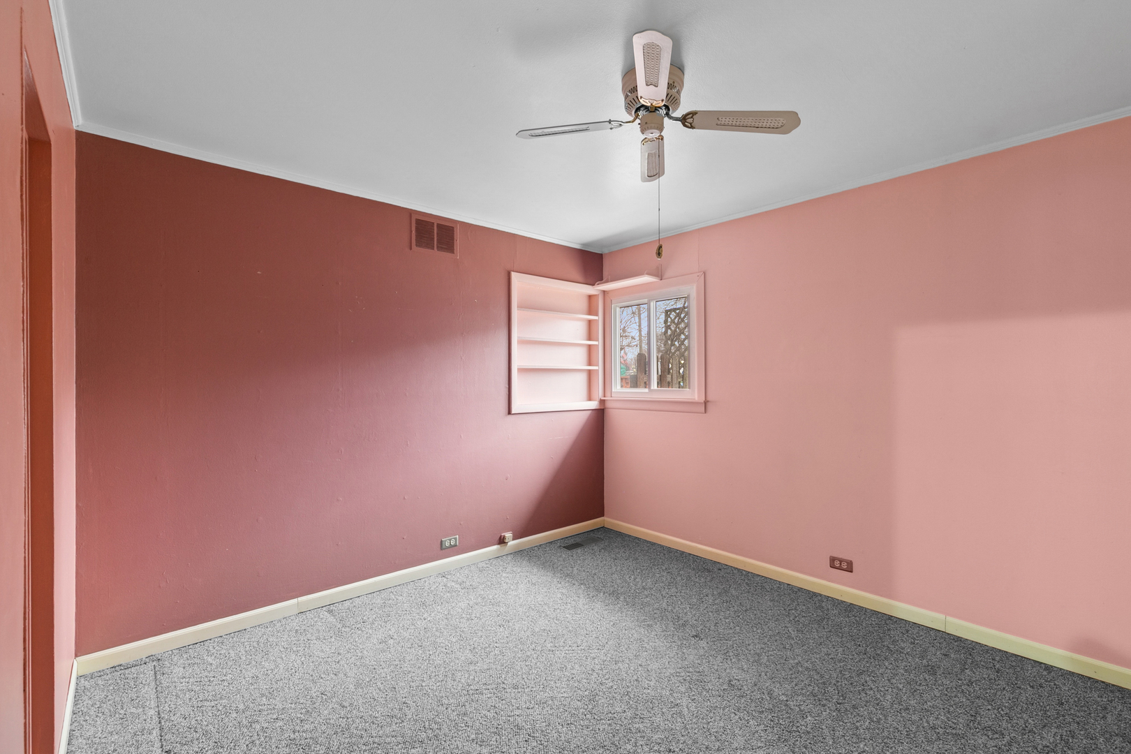 28 W Rocket Circle, Park Forest, IL 60466