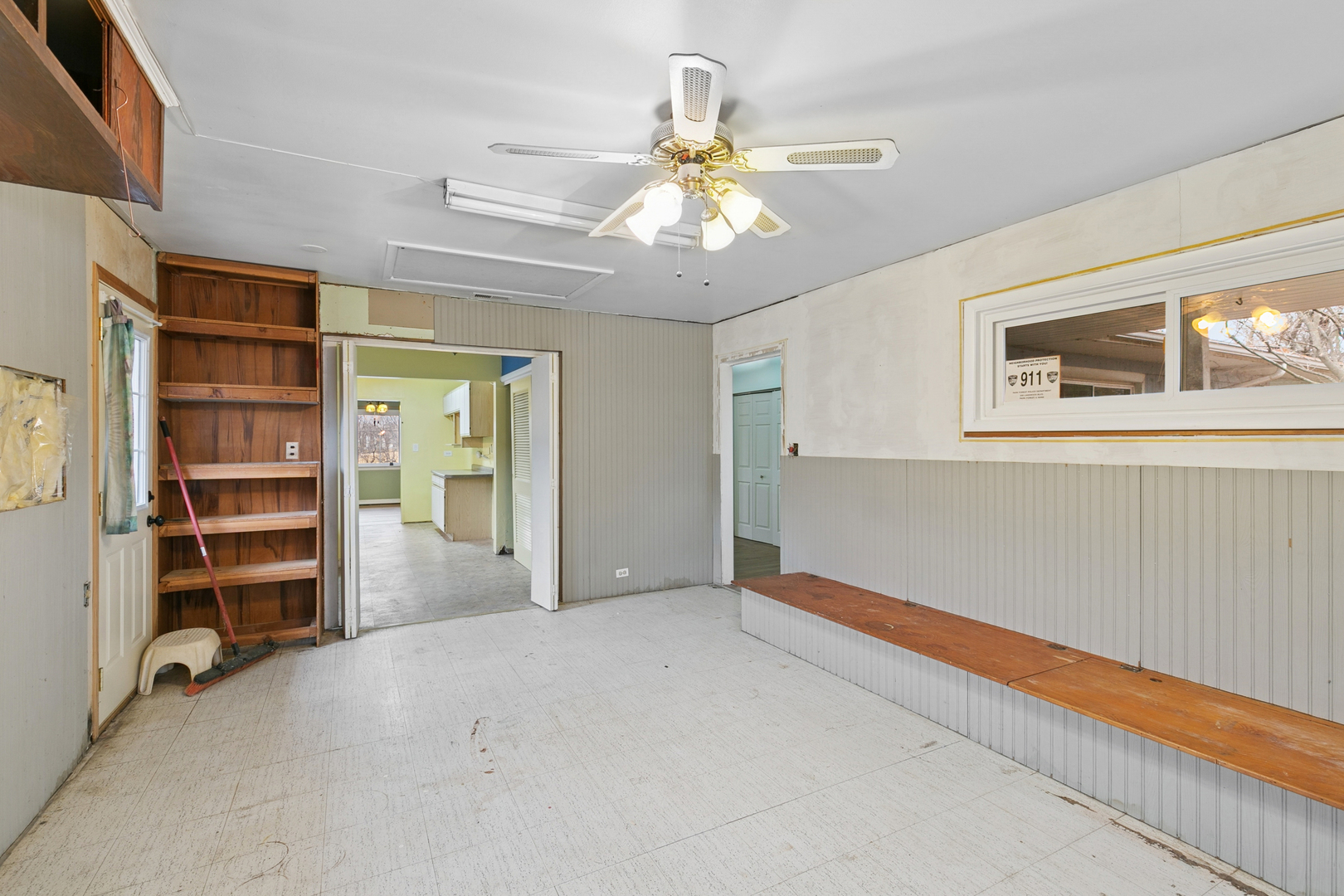 28 W Rocket Circle, Park Forest, IL 60466