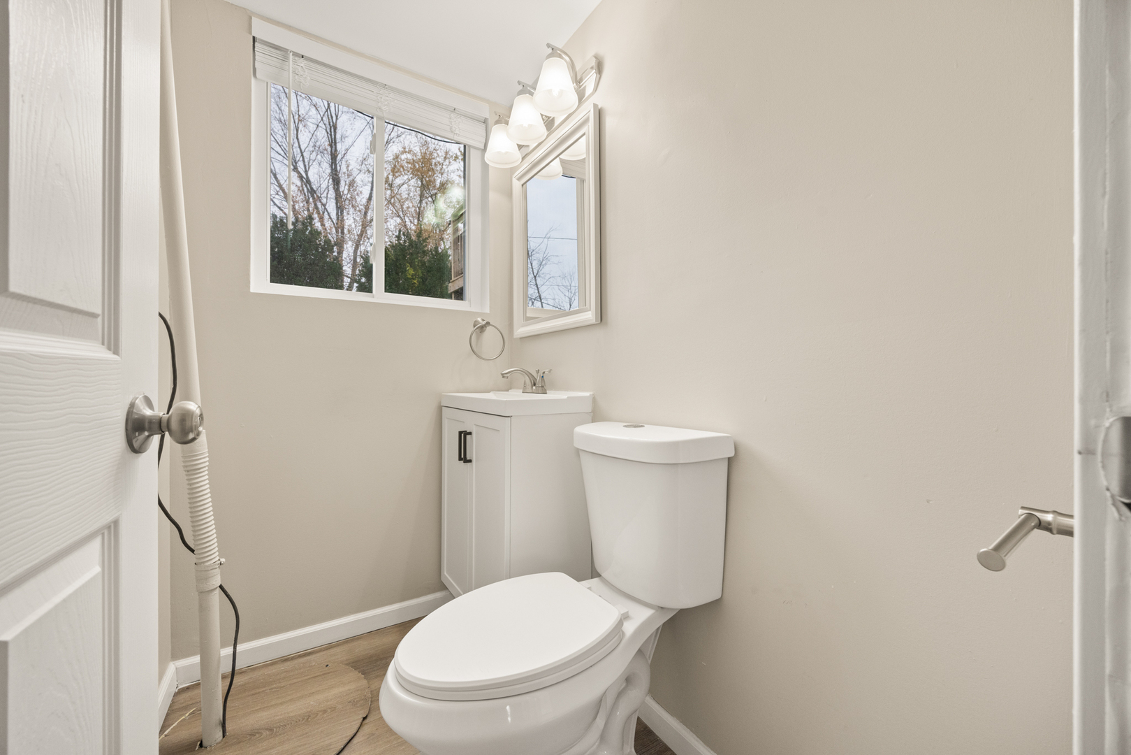 2444 Apache Avenue, Sauk Village, IL 60411