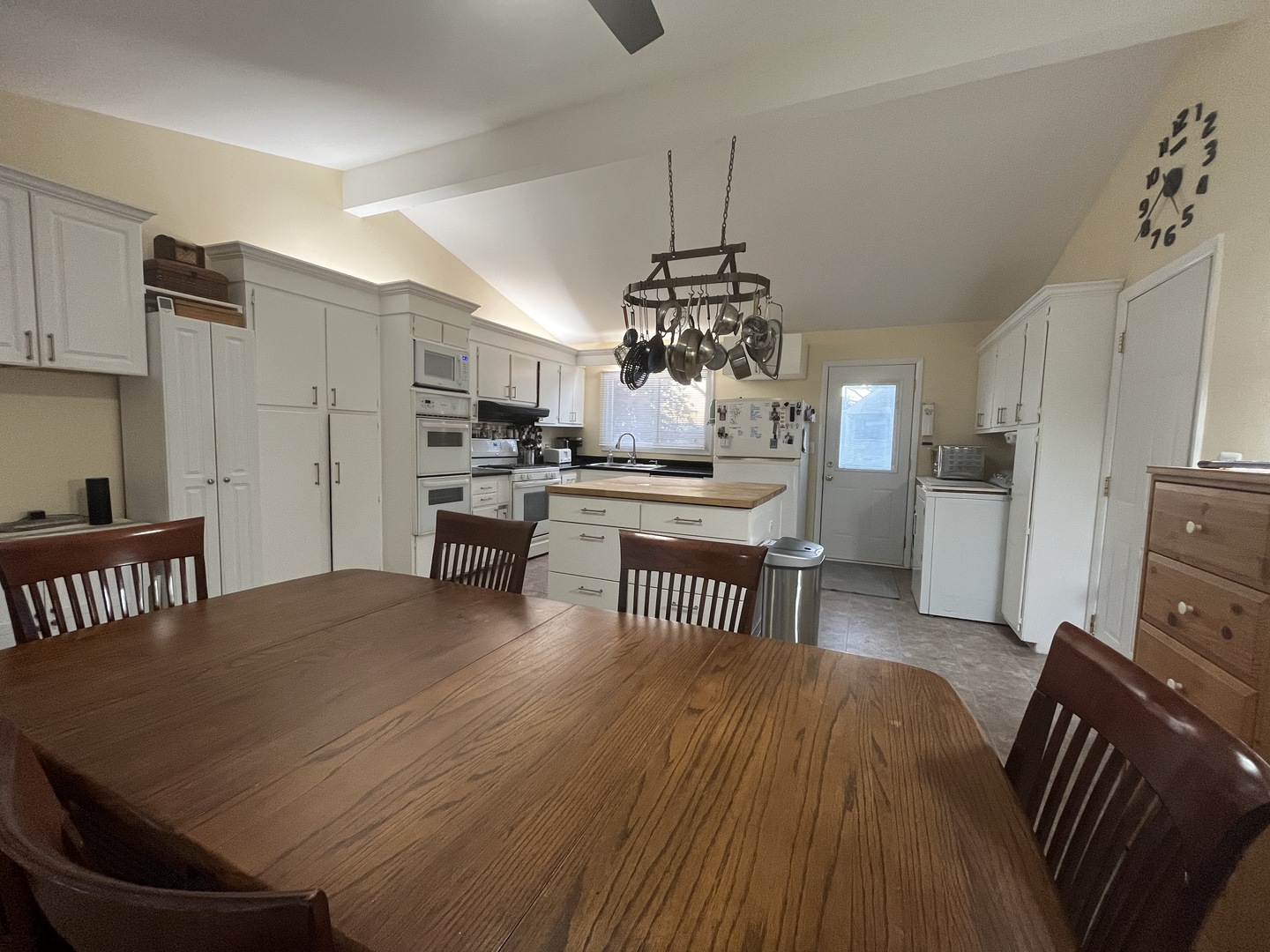 133 Adler Drive, Libertyville, IL 60048