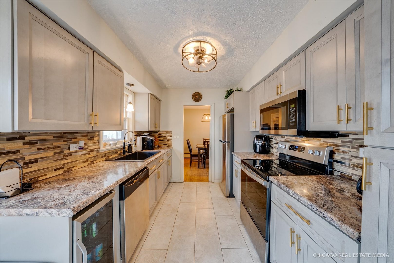 1105 N Maple Lane, Prospect Heights, IL 60070