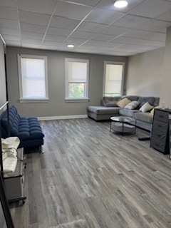 34 N Genesee Street, Waukegan, IL 60085