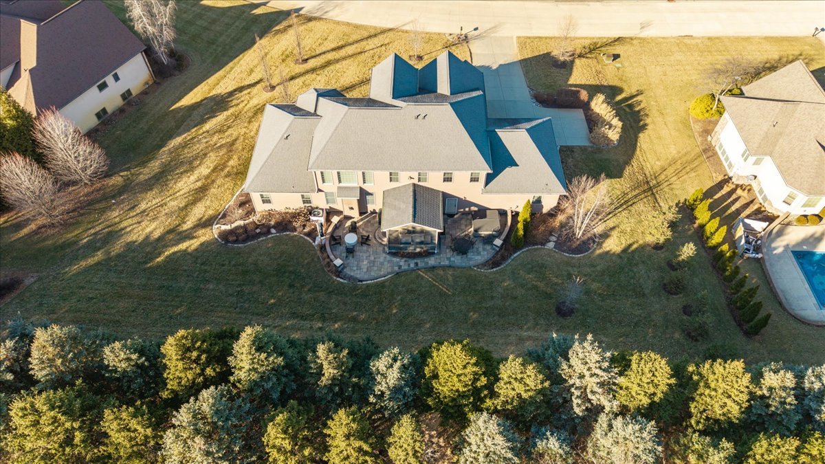 9580 Janel Drive, Bloomington, IL 61705