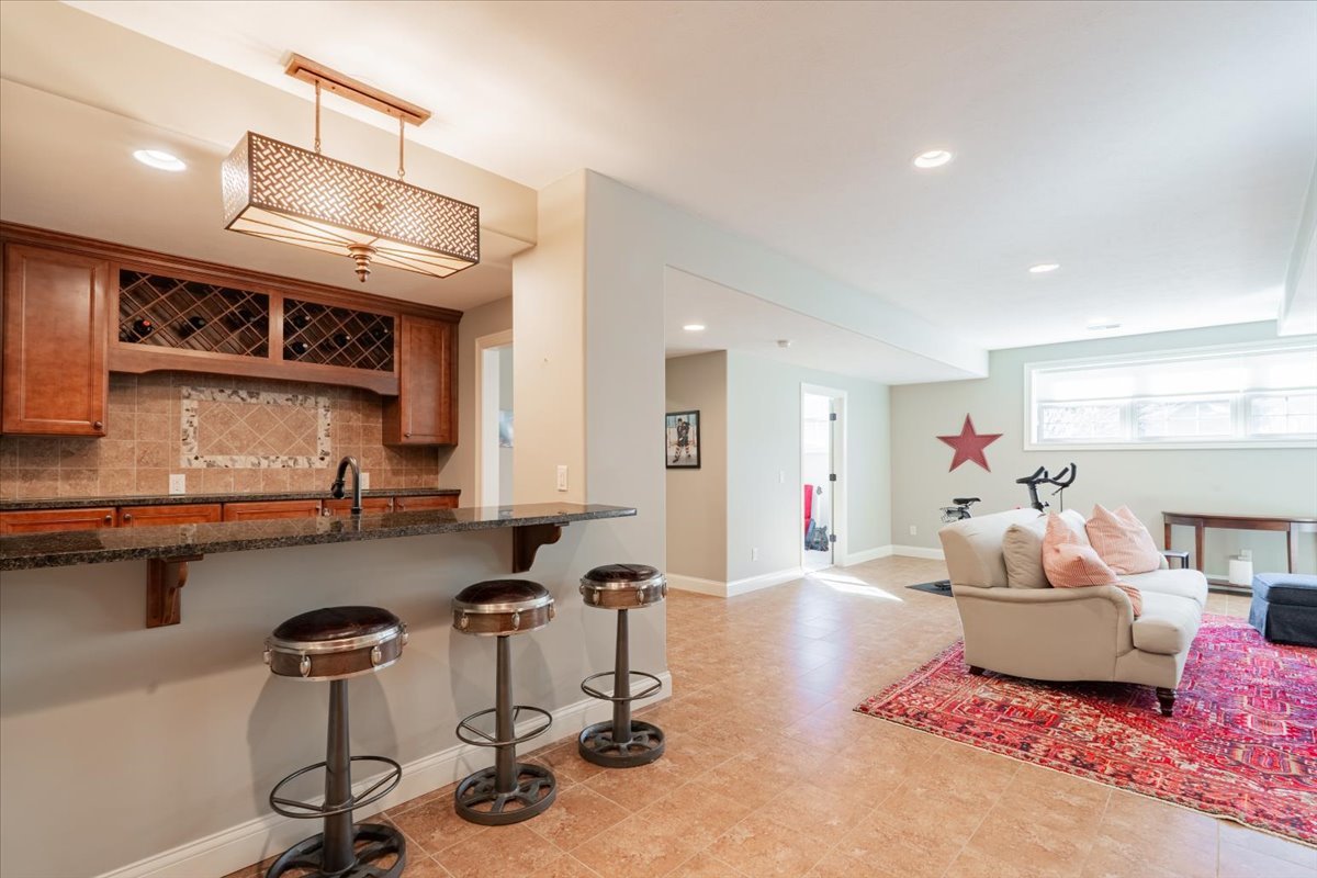 9580 Janel Drive, Bloomington, IL 61705