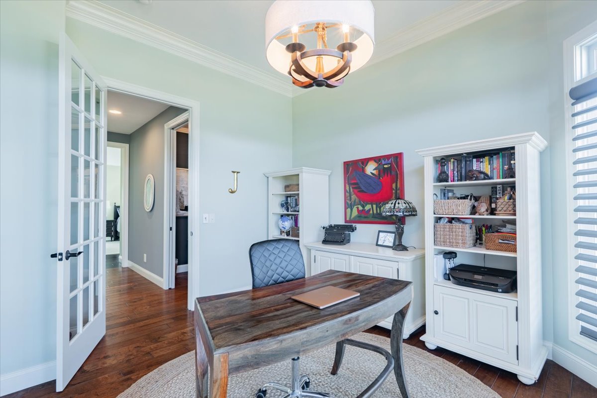 9580 Janel Drive, Bloomington, IL 61705