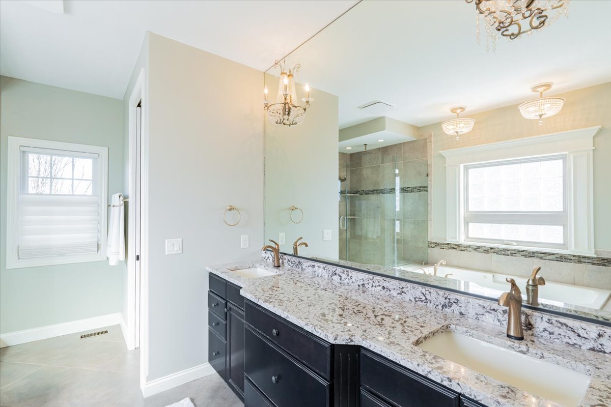 9580 Janel Drive, Bloomington, IL 61705