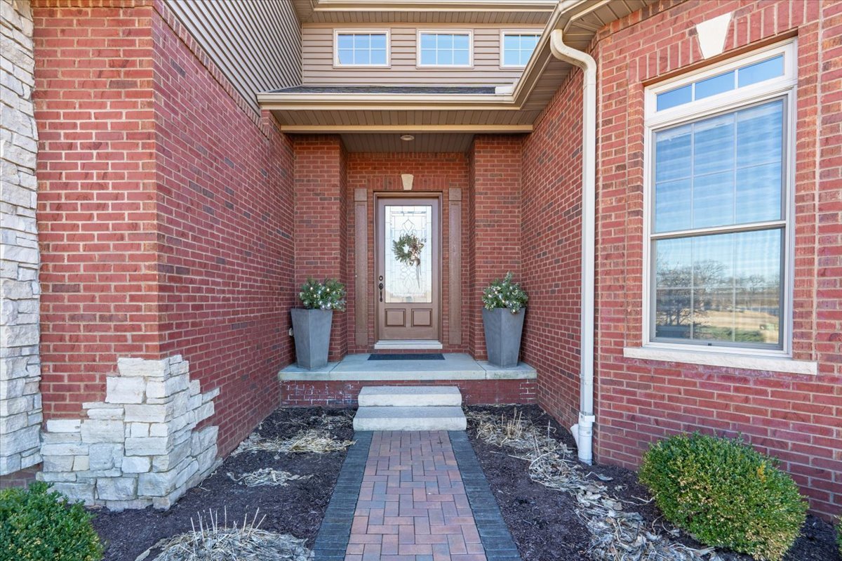 9580 Janel Drive, Bloomington, IL 61705