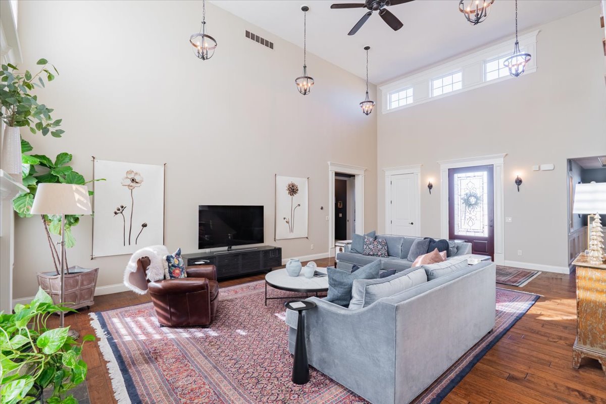 9580 Janel Drive, Bloomington, IL 61705