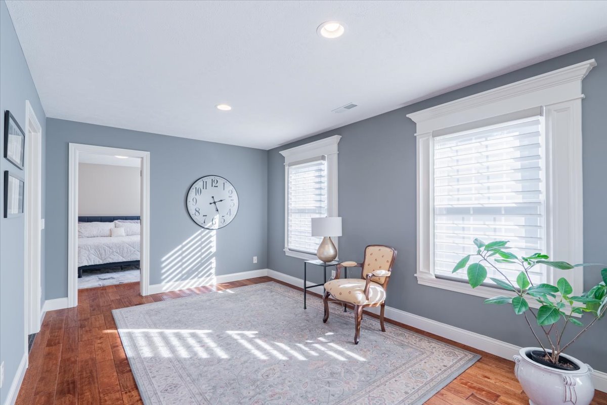 9580 Janel Drive, Bloomington, IL 61705