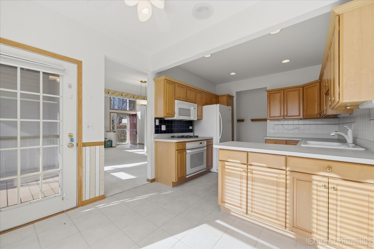 1546 Treeline Court, Naperville, IL 60565