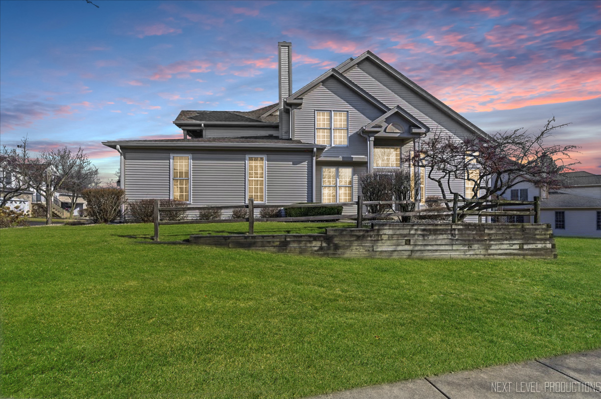 1546 Treeline Court, Naperville, IL 60565