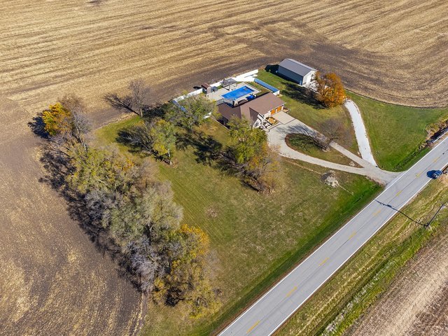 Blackstone, IL 61313