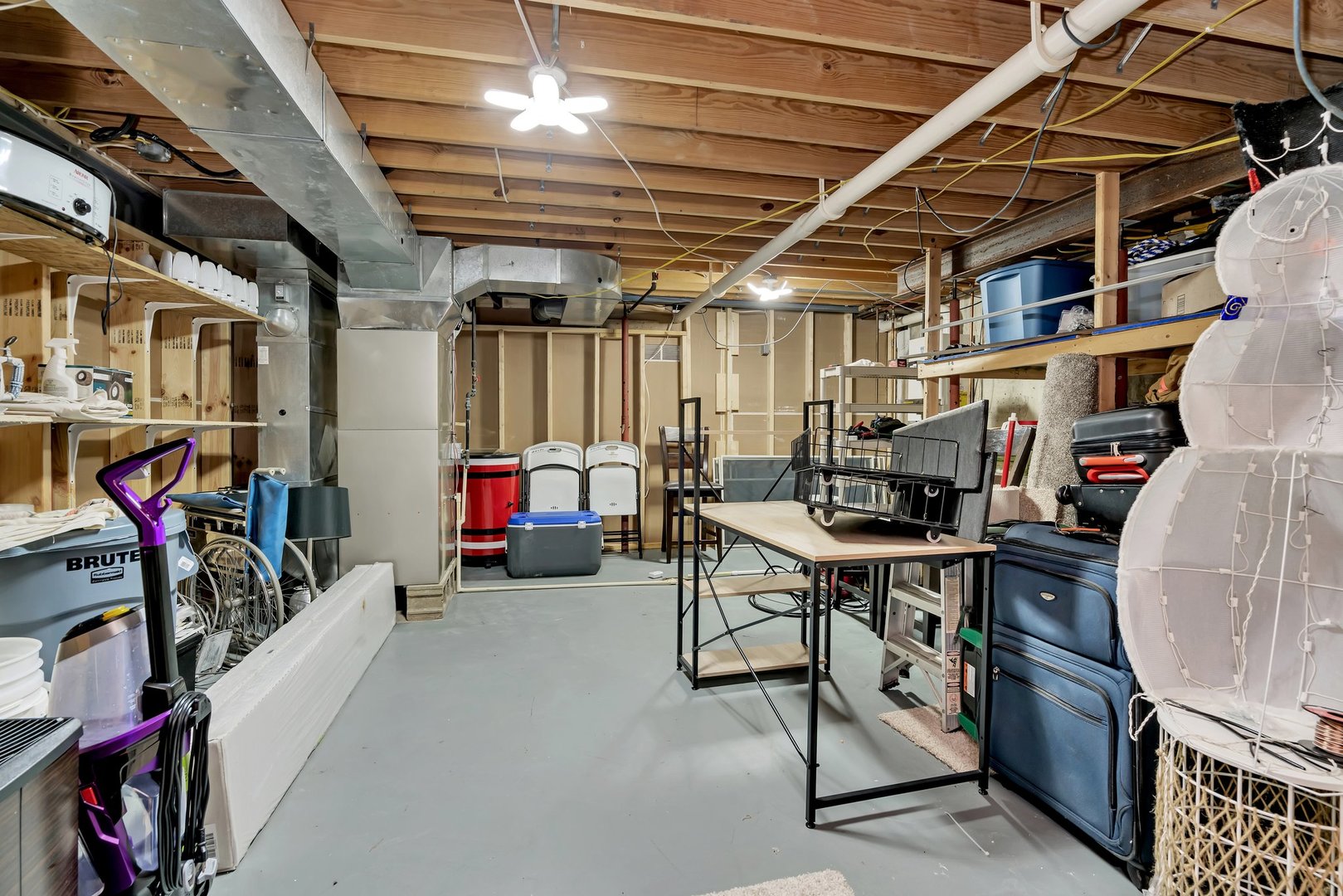 10739 E 3200 North Road, Blackstone, IL 61313