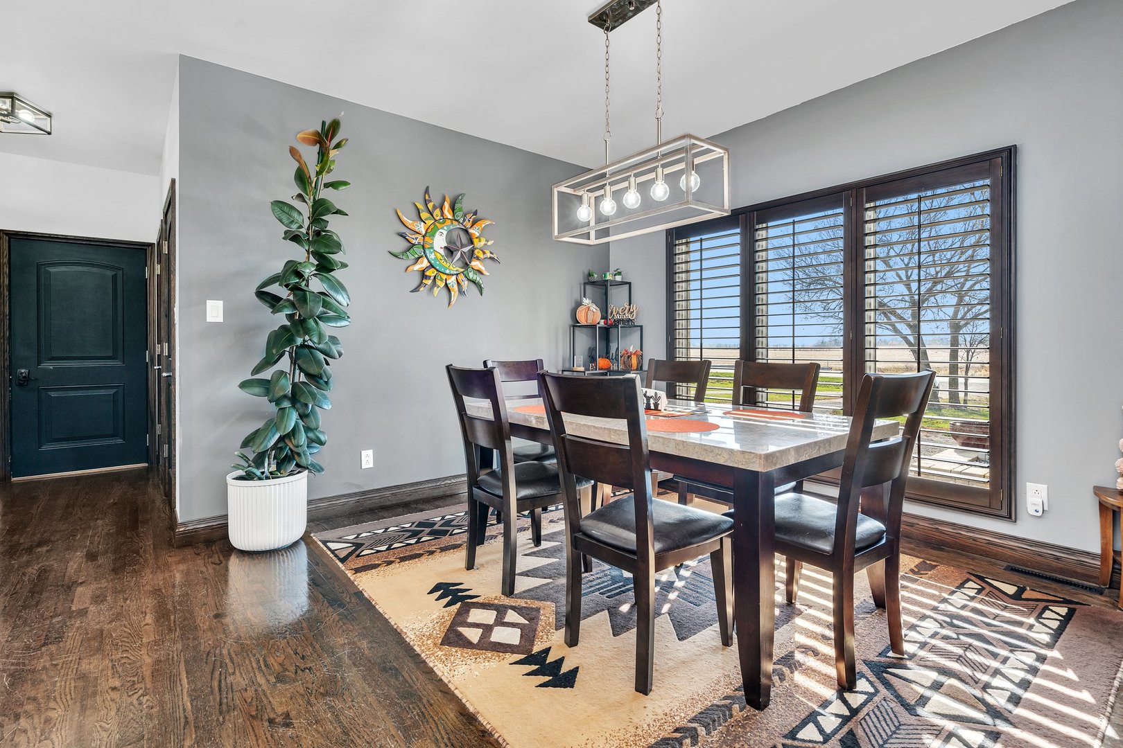 10739 E 3200 North Road, Blackstone, IL 61313