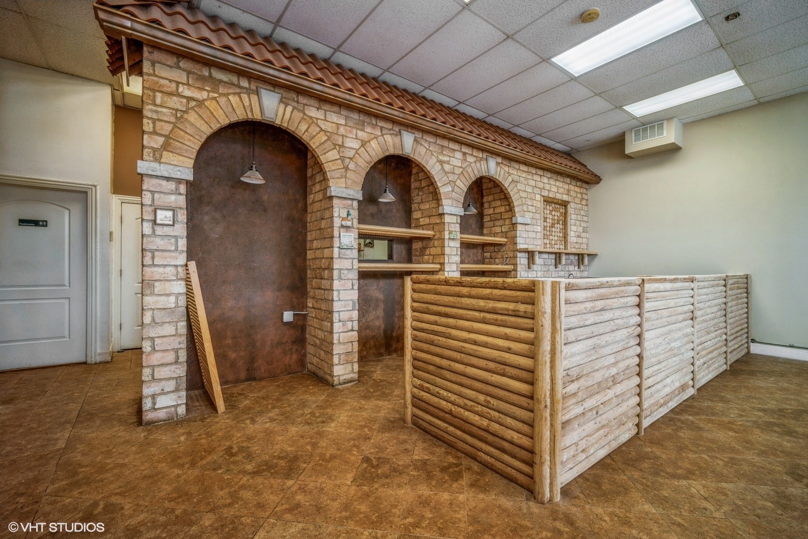 2954 W Irving Park Road, Chicago, IL 60618