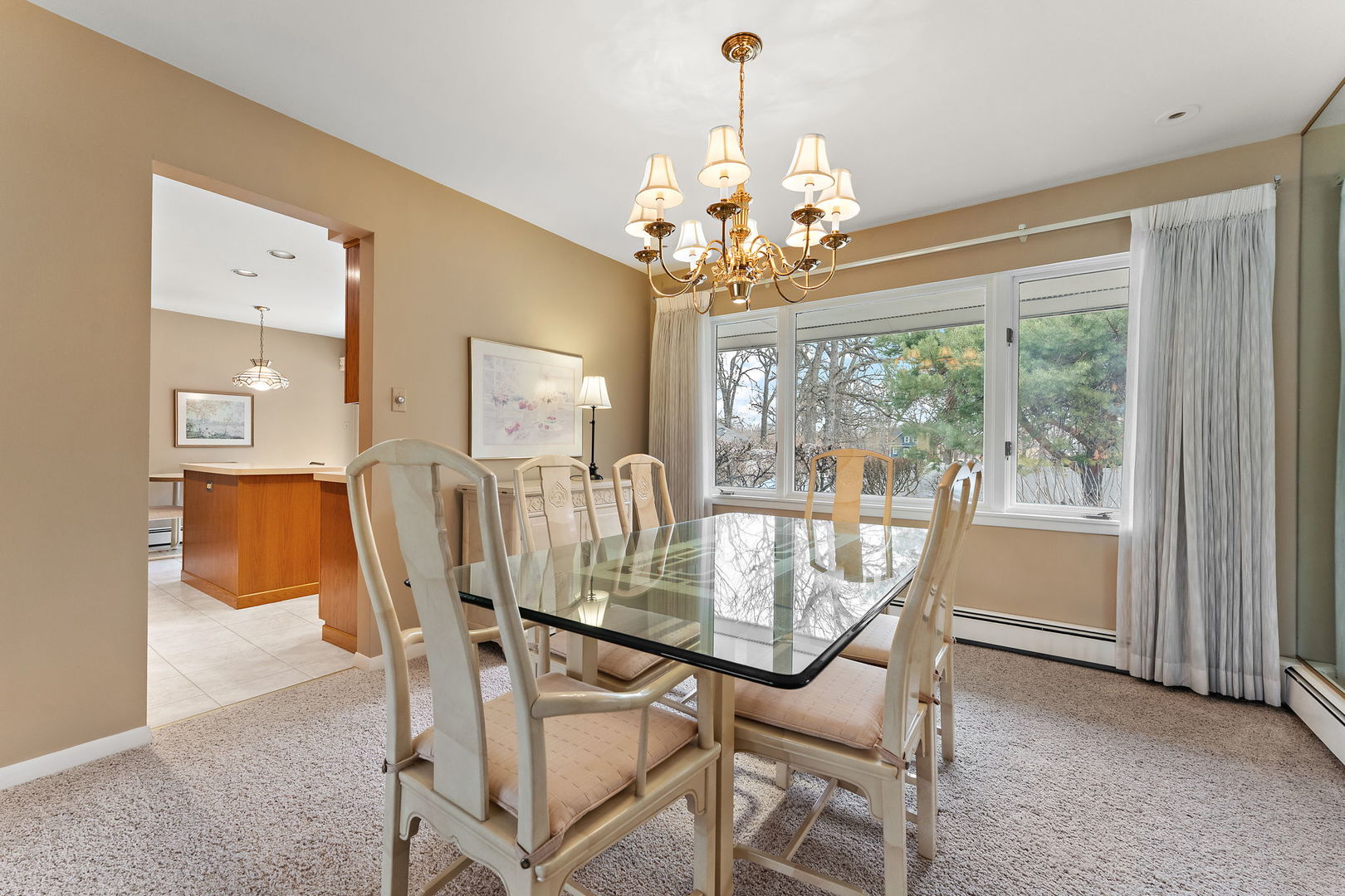 18655 Oakwood Avenue, Lansing, IL 60438