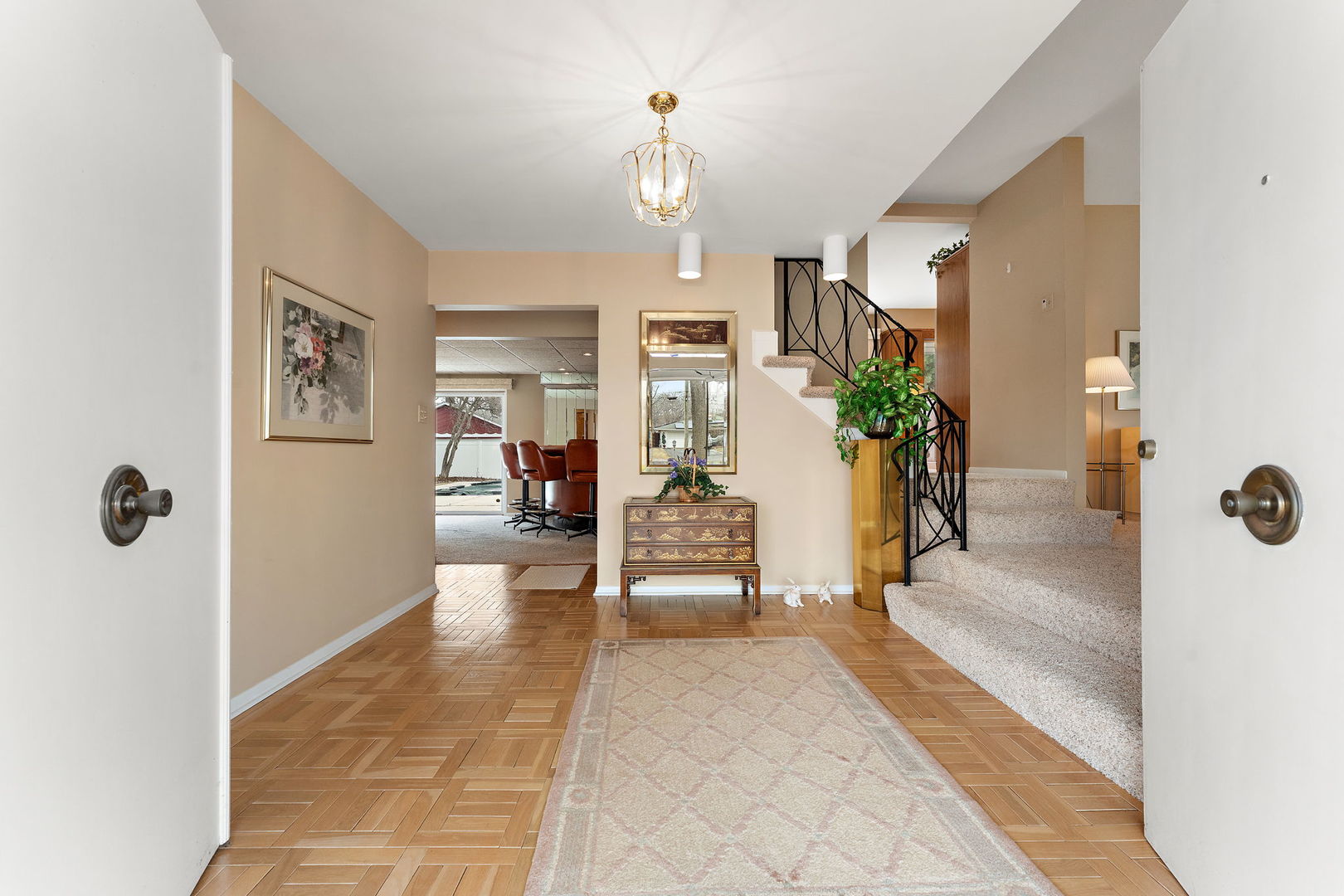 18655 Oakwood Avenue, Lansing, IL 60438