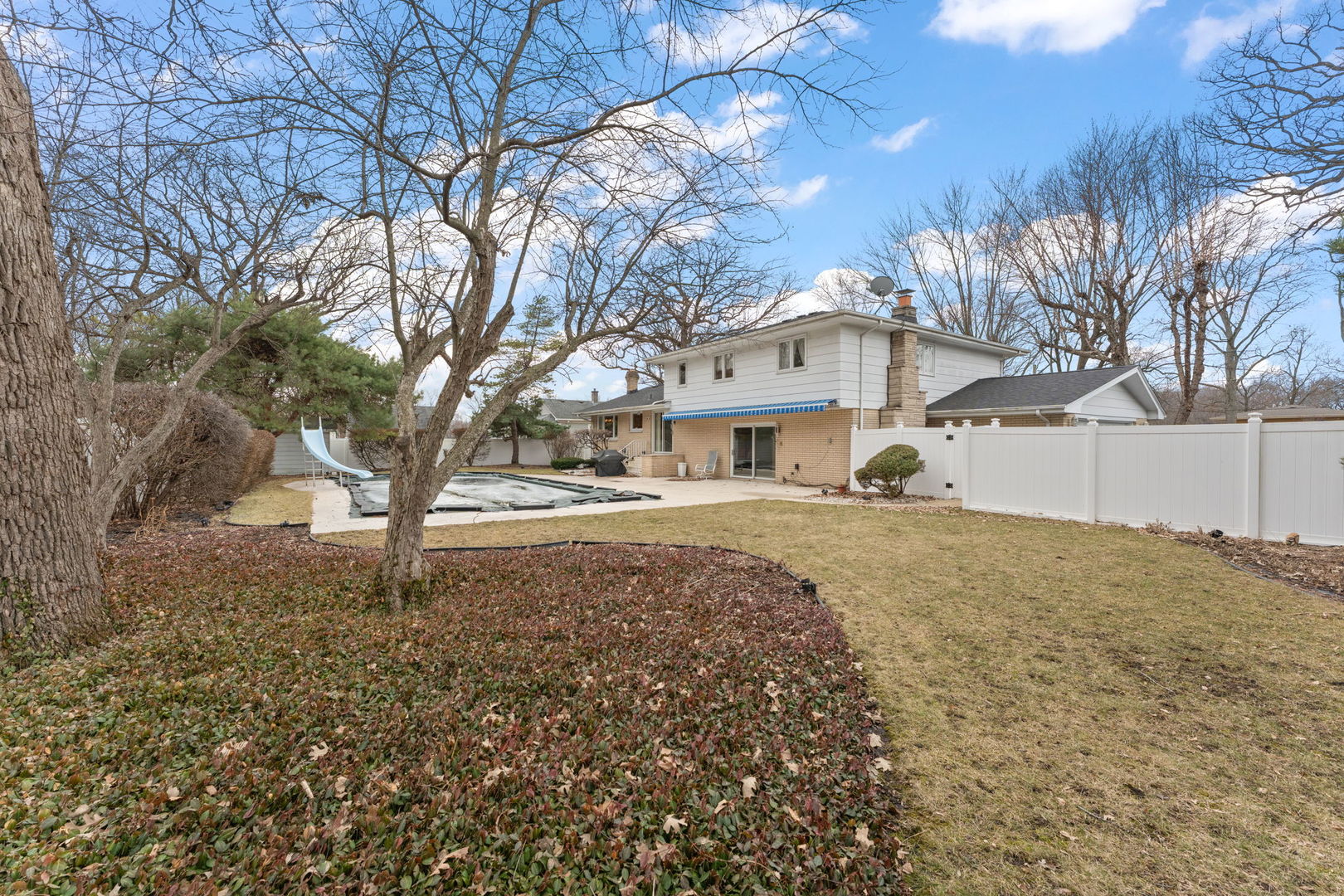 18655 Oakwood Avenue, Lansing, IL 60438