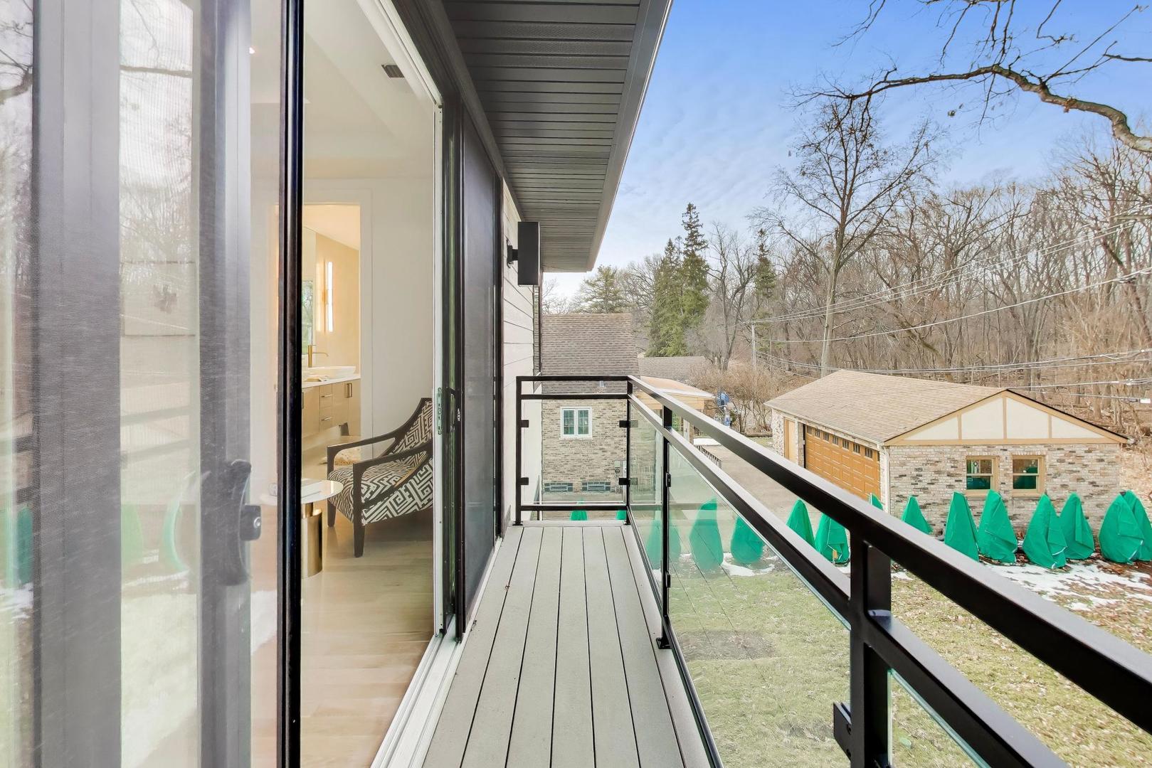 1234 S Western Avenue, Park Ridge, IL 60068