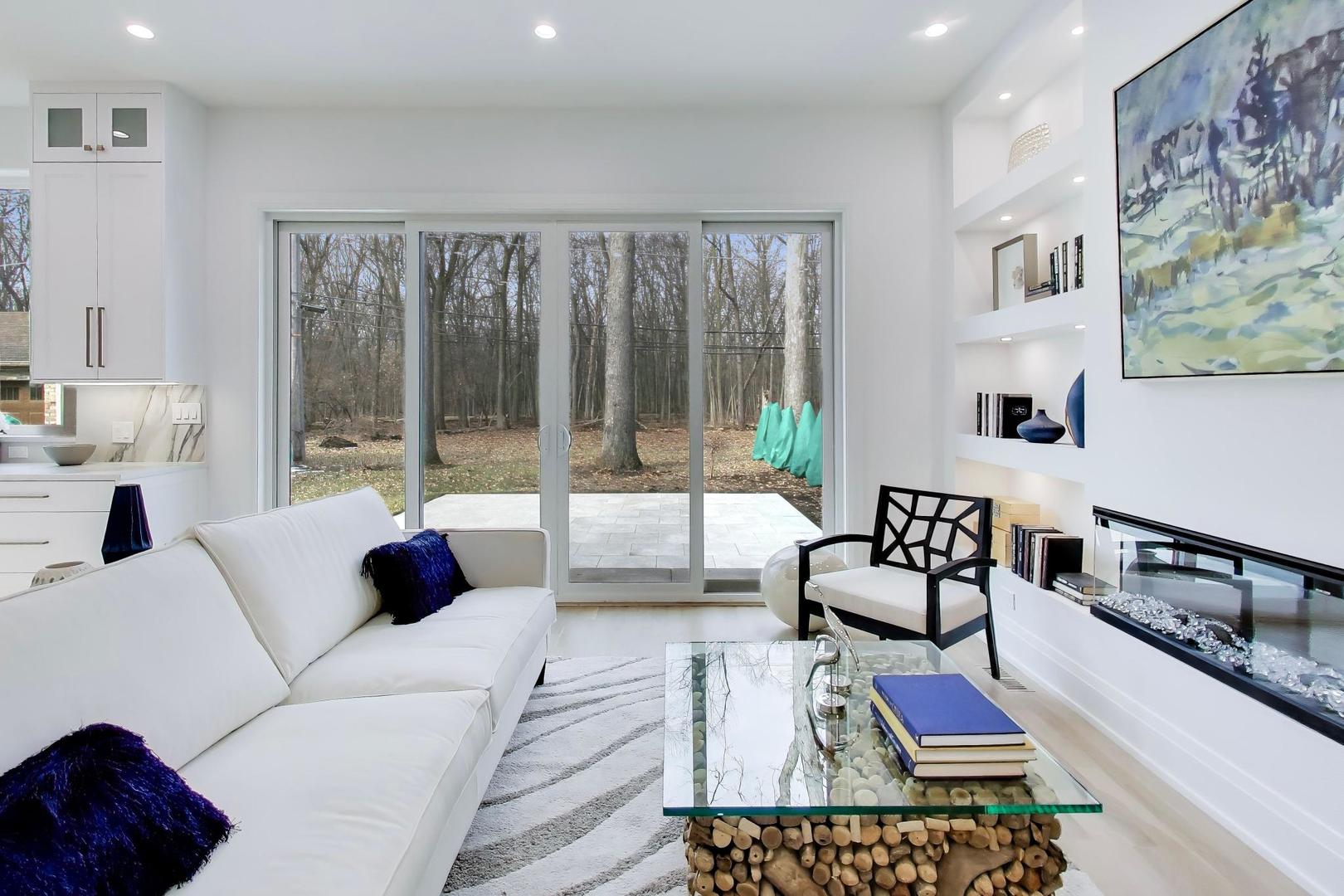 1234 S Western Avenue, Park Ridge, IL 60068