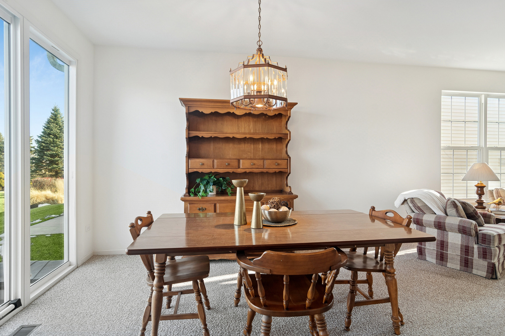 12810 Green Meadow Avenue, Huntley, IL 60142