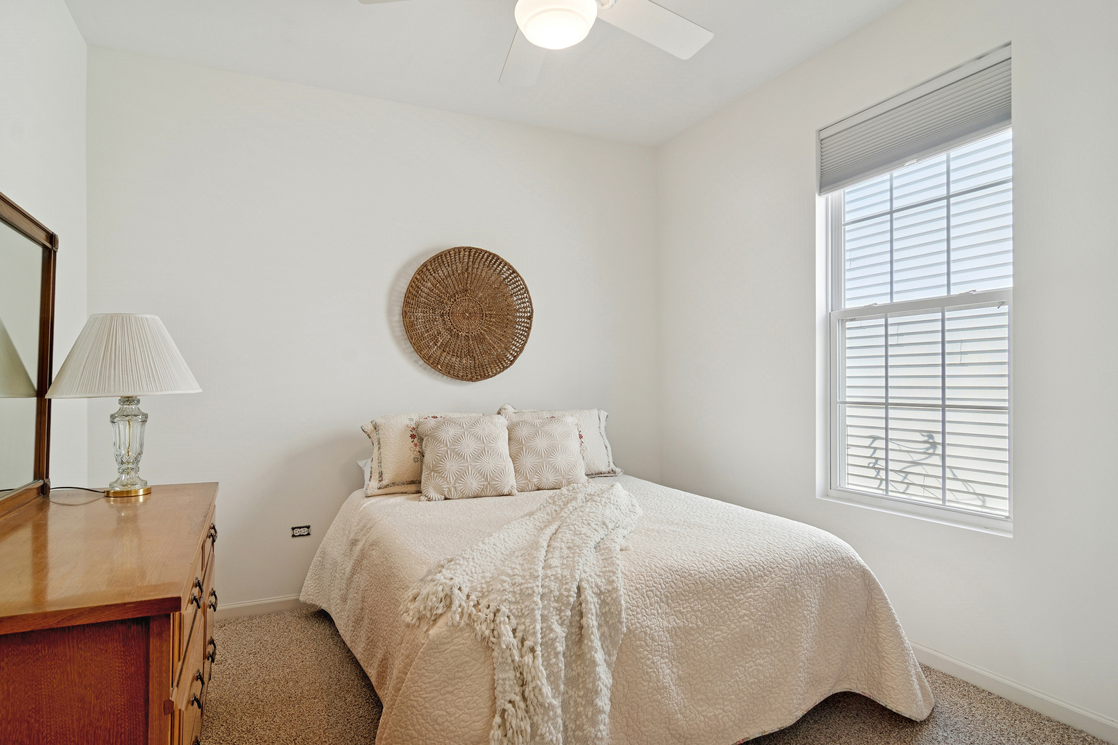 12810 Green Meadow Avenue, Huntley, IL 60142