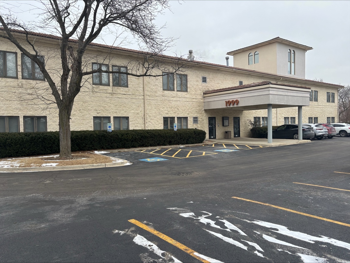 1999 75th Street #201, Woodridge, IL 60517