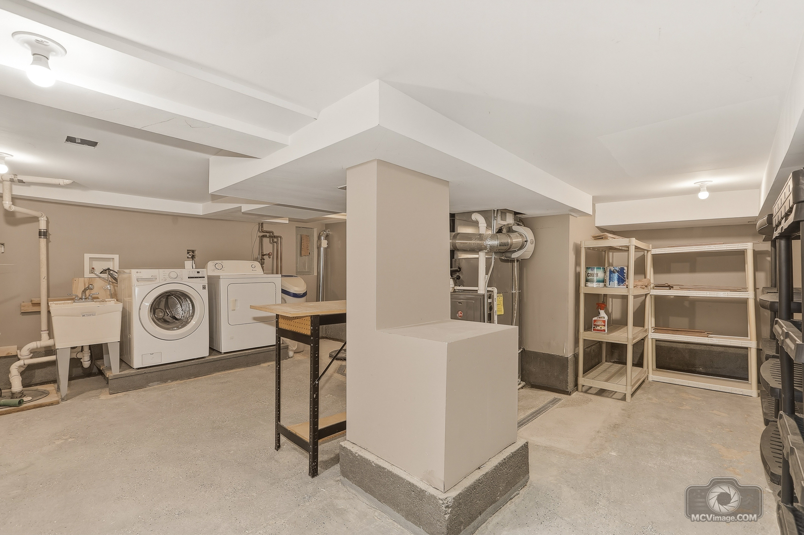 417 Thornton Street, Lockport, IL 60441