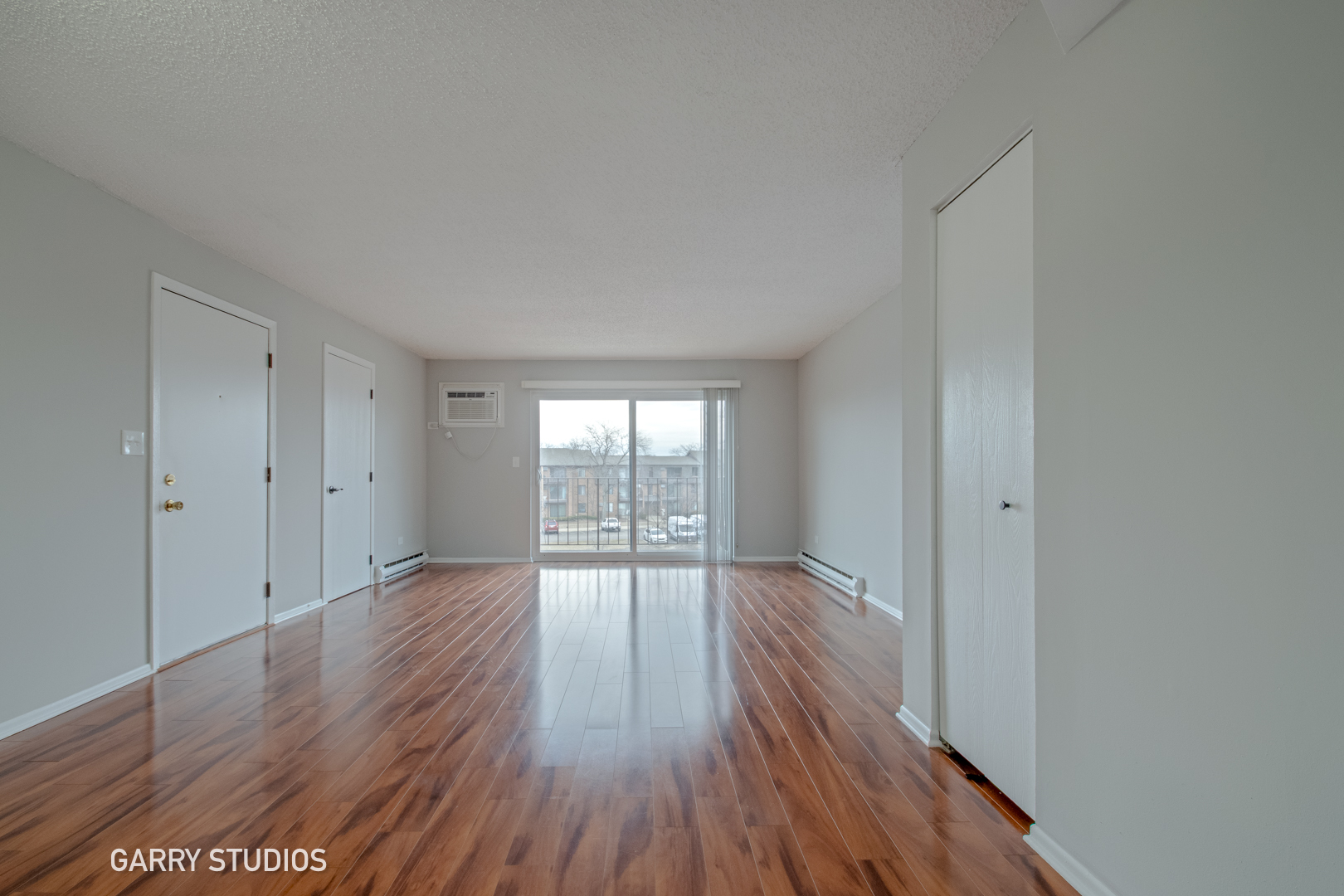 720 N Briar Hill Lane #5, Addison, IL 60101