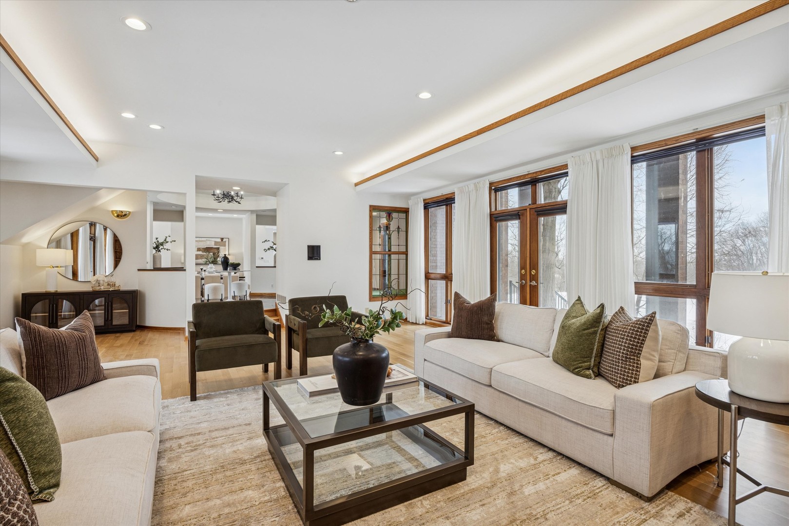 8425 Hickory Court, Burr Ridge, IL 60527