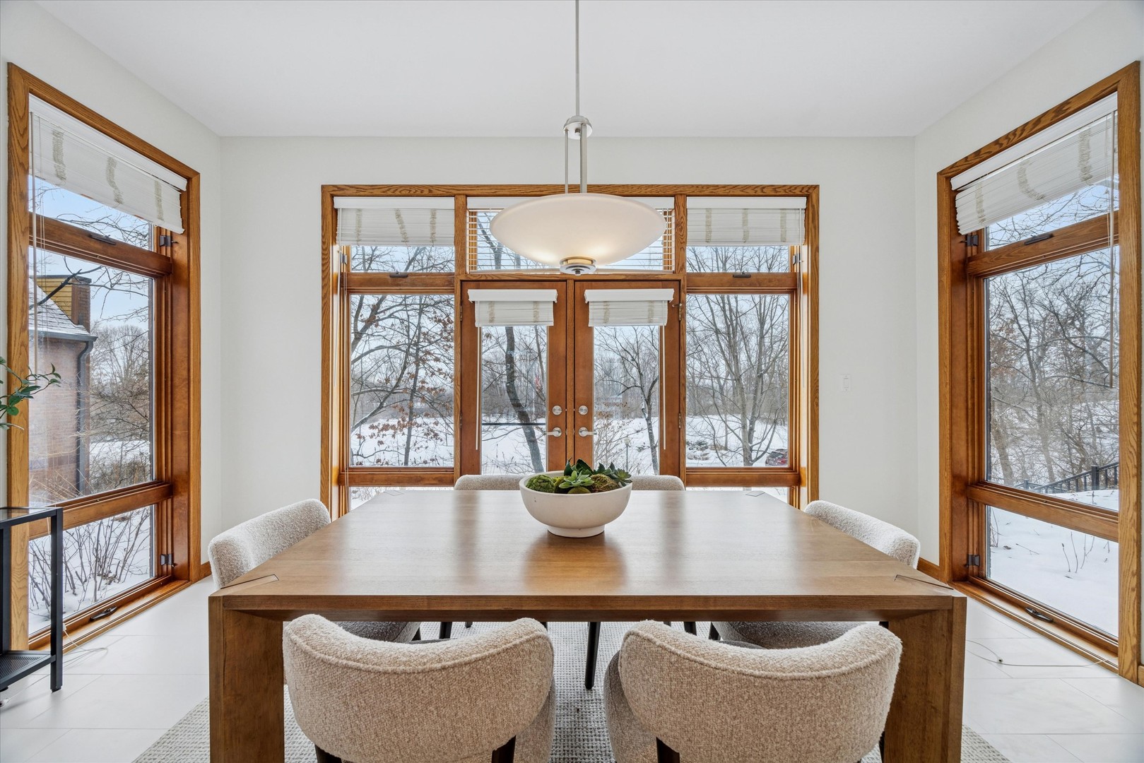 8425 Hickory Court, Burr Ridge, IL 60527