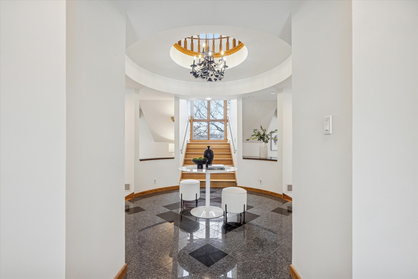 8425 Hickory Court, Burr Ridge, IL 60527