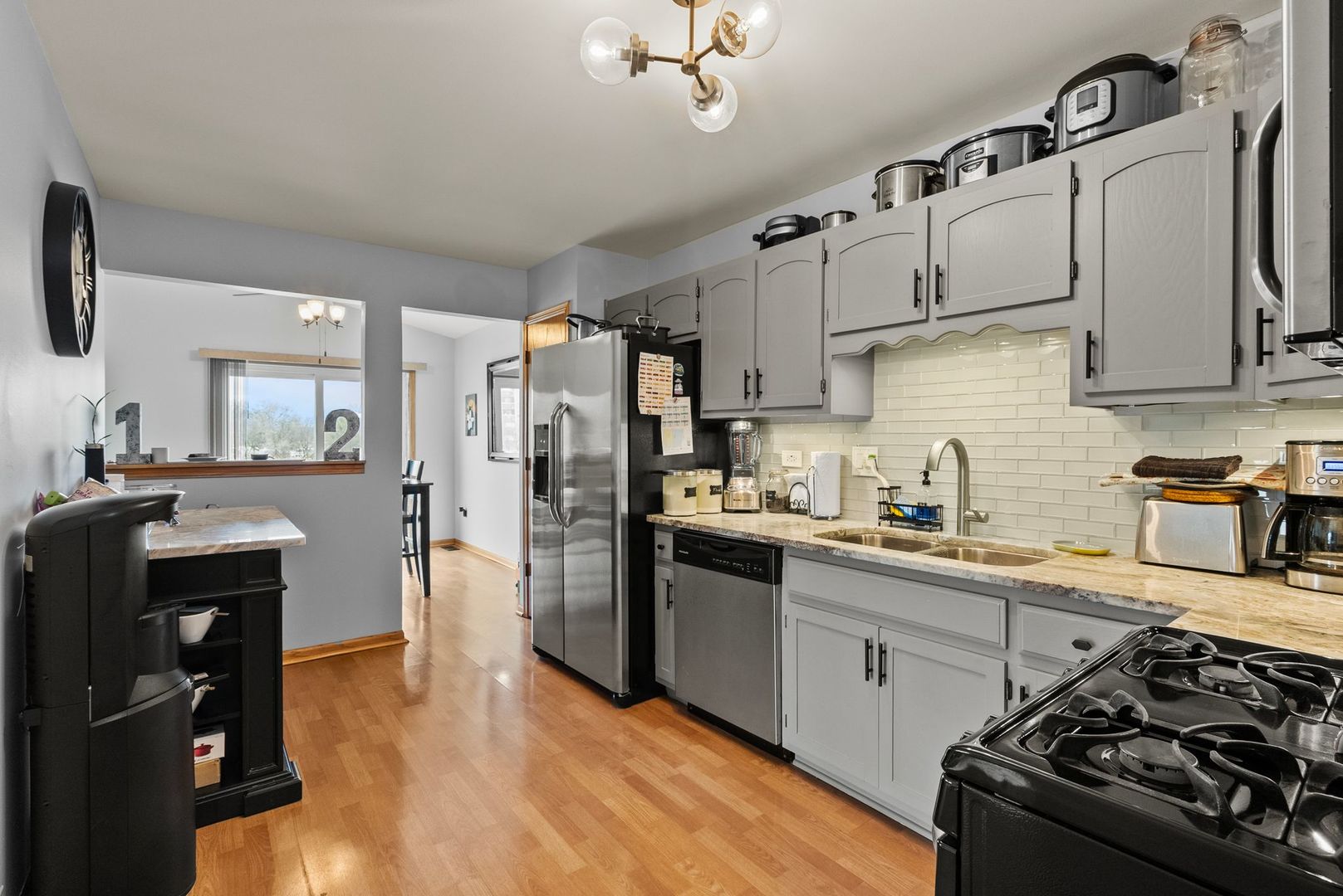 22380 Karlov Avenue, Richton Park, IL 60471