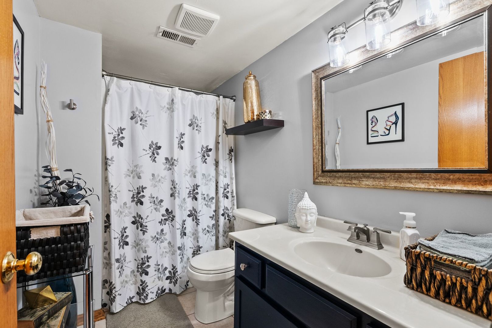 22380 Karlov Avenue, Richton Park, IL 60471