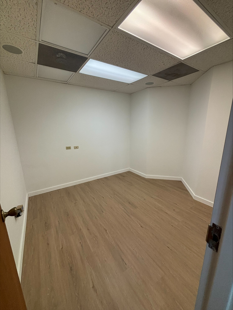 1999 75th Street #204, Woodridge, IL 60517