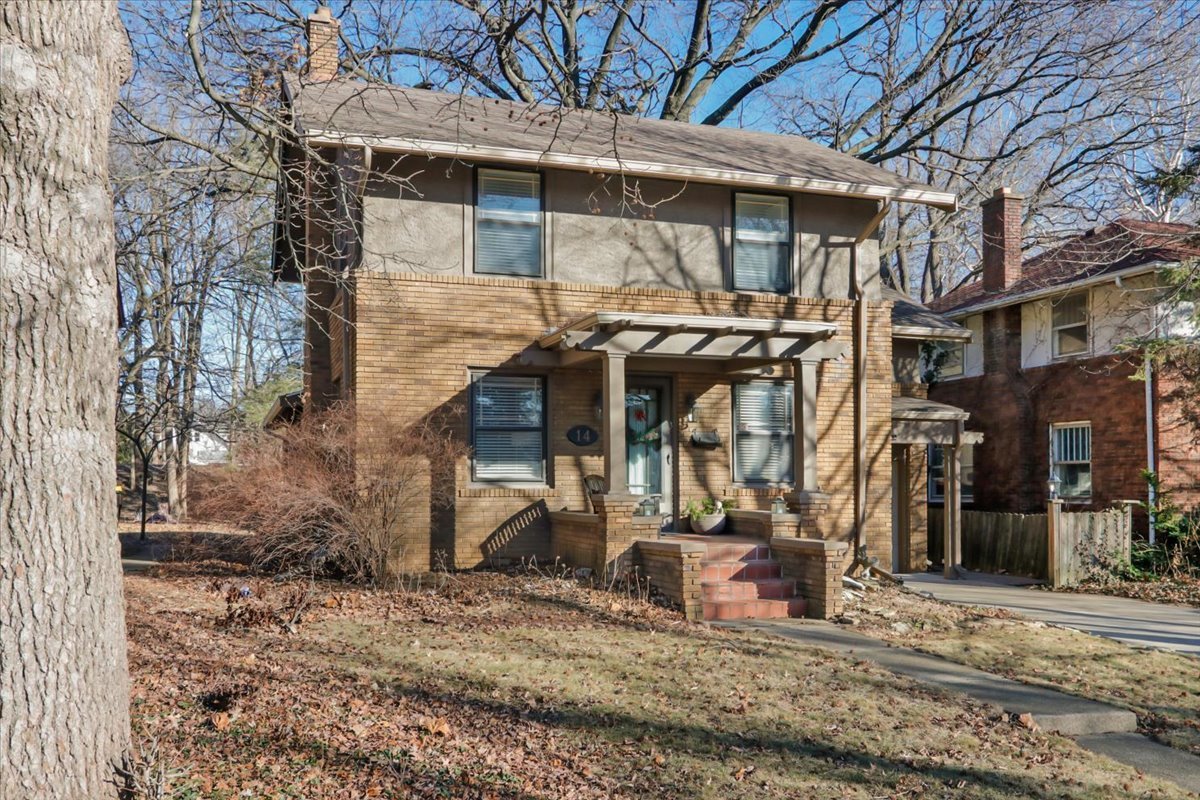 14 Broadway Place, Normal, IL 61761