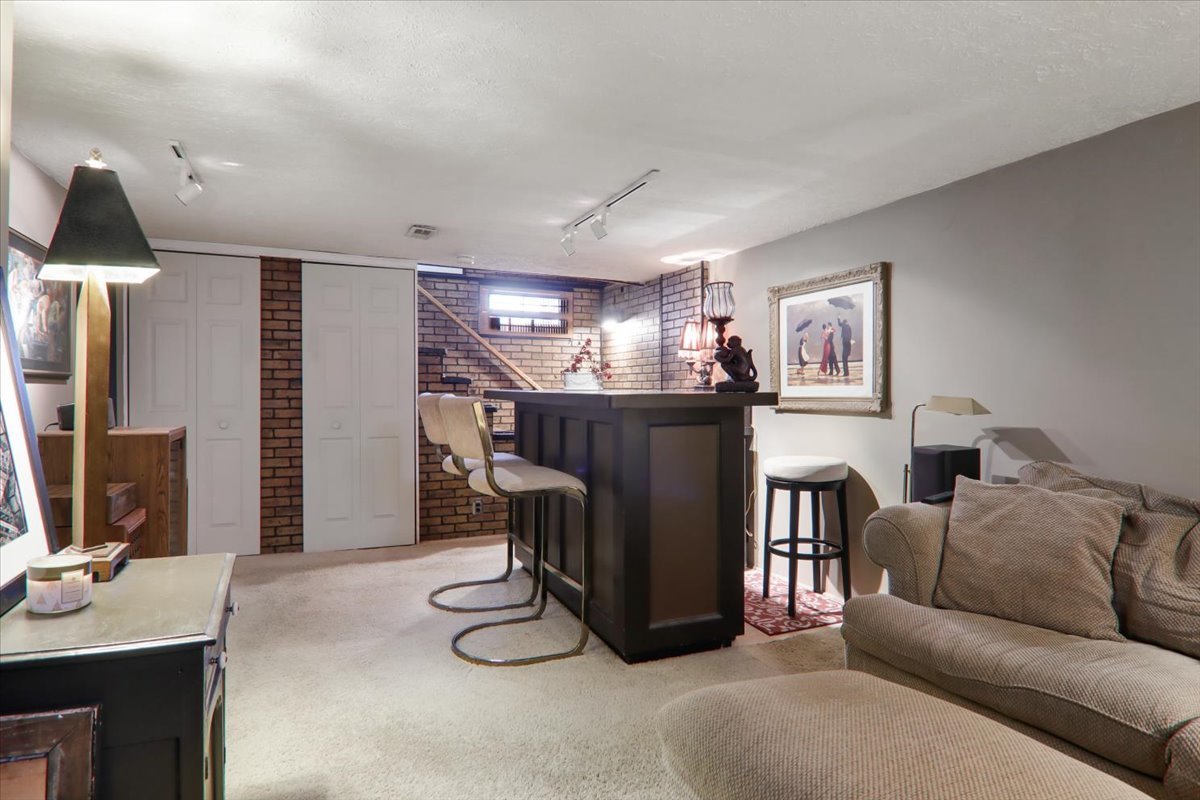 14 Broadway Place, Normal, IL 61761