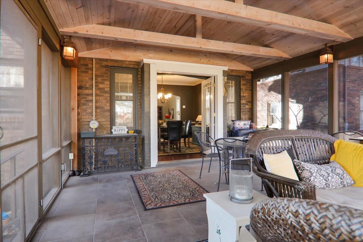 14 Broadway Place, Normal, IL 61761