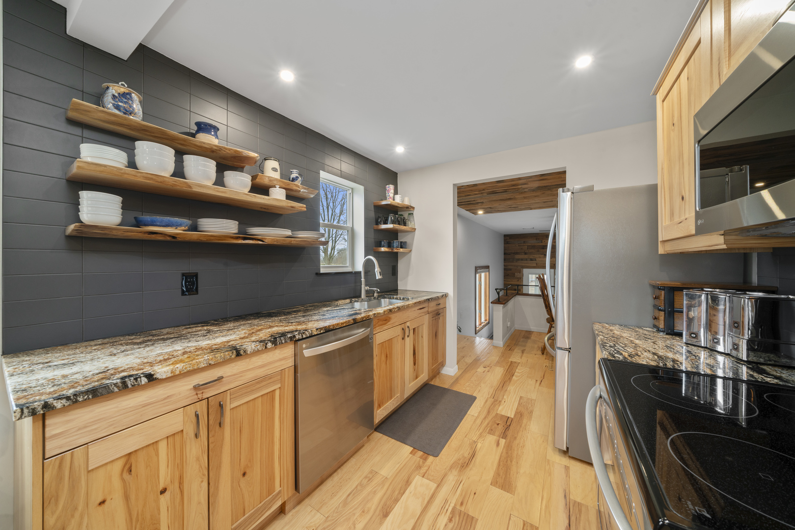 193 Chicago Road, Paw Paw, IL 61353