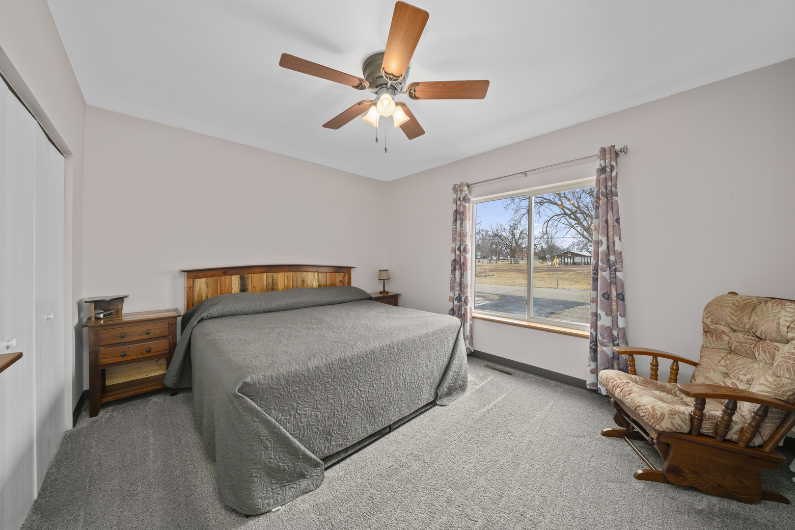 193 Chicago Road, Paw Paw, IL 61353