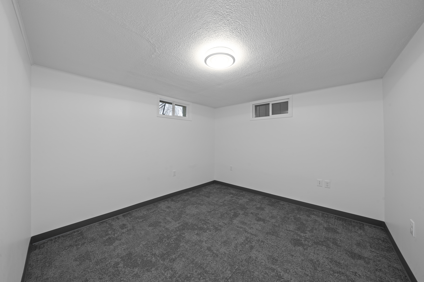 193 Chicago Road, Paw Paw, IL 61353