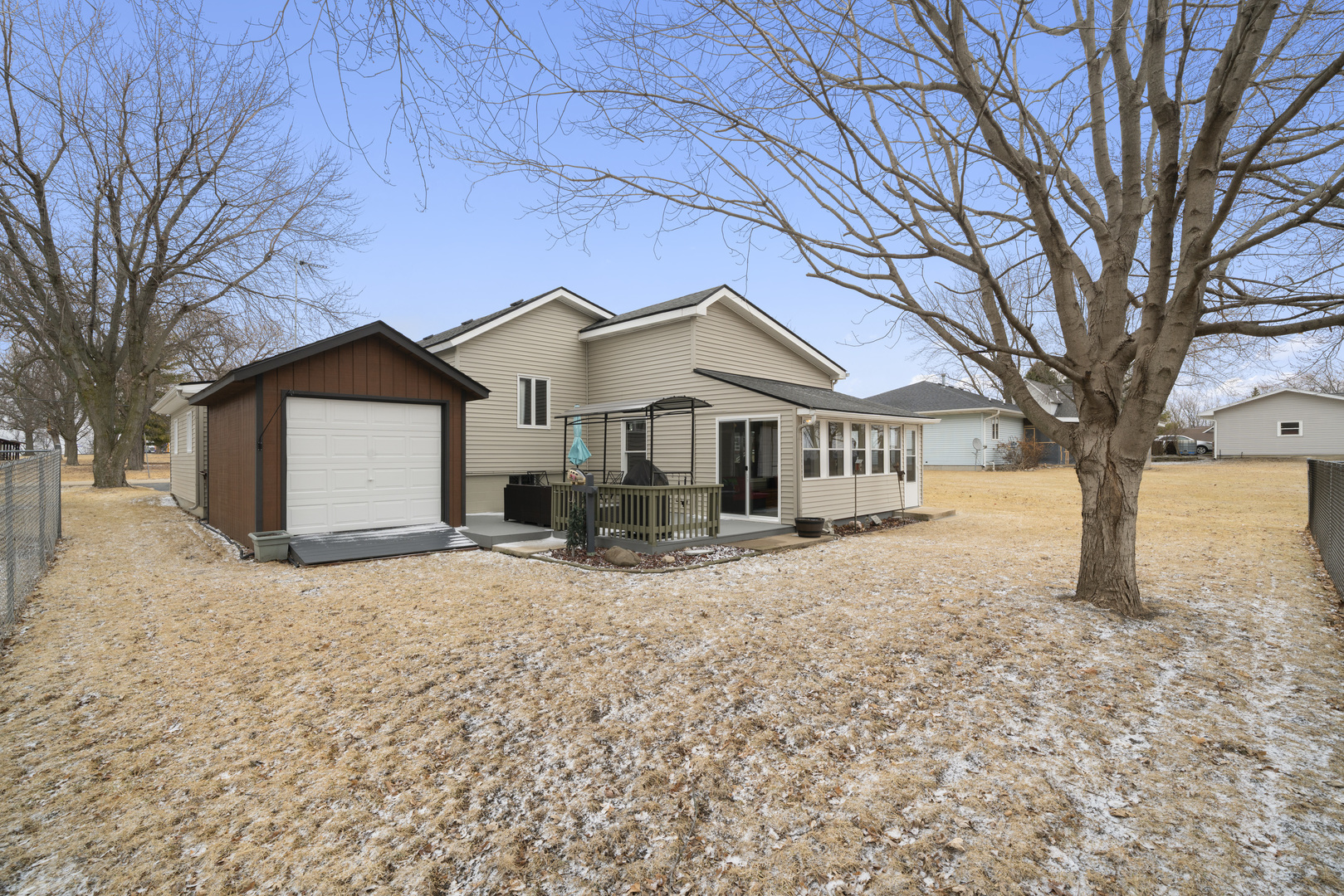 193 Chicago Road, Paw Paw, IL 61353