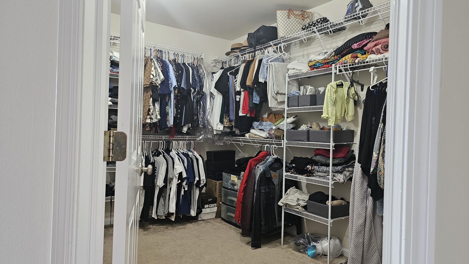 1268 Bradley Circle, Elgin, IL 60120