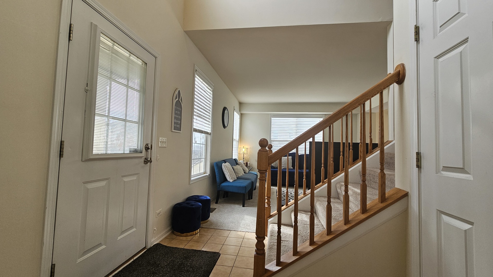 1268 Bradley Circle, Elgin, IL 60120