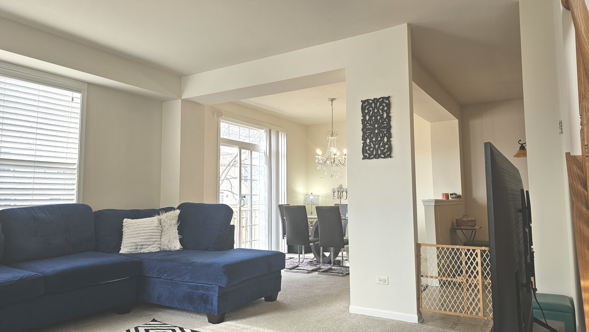 1268 Bradley Circle, Elgin, IL 60120